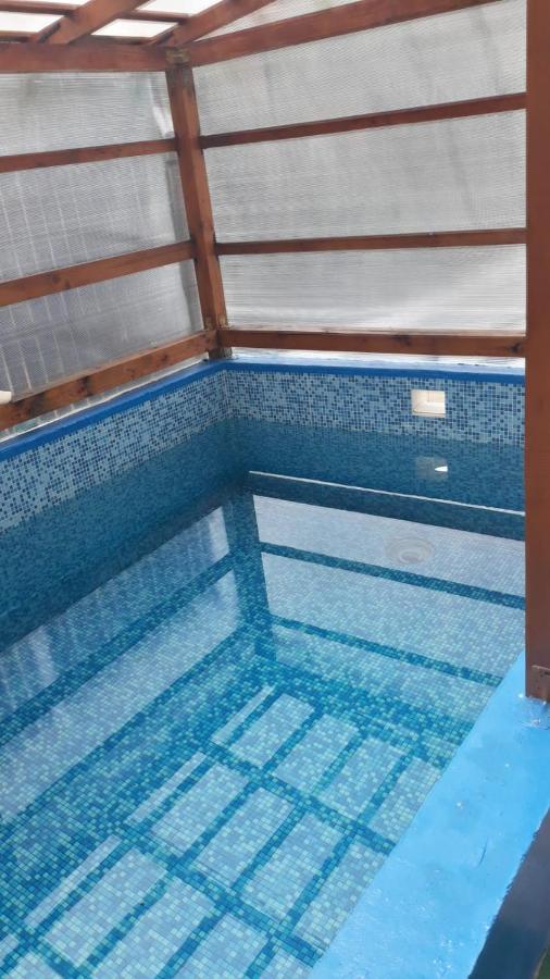 伯伊莱海尔库拉内 Pensiunea Floare De Colt酒店 外观 照片